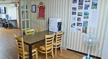 Kyungsung Hostel Busan Ngoại thất bức ảnh